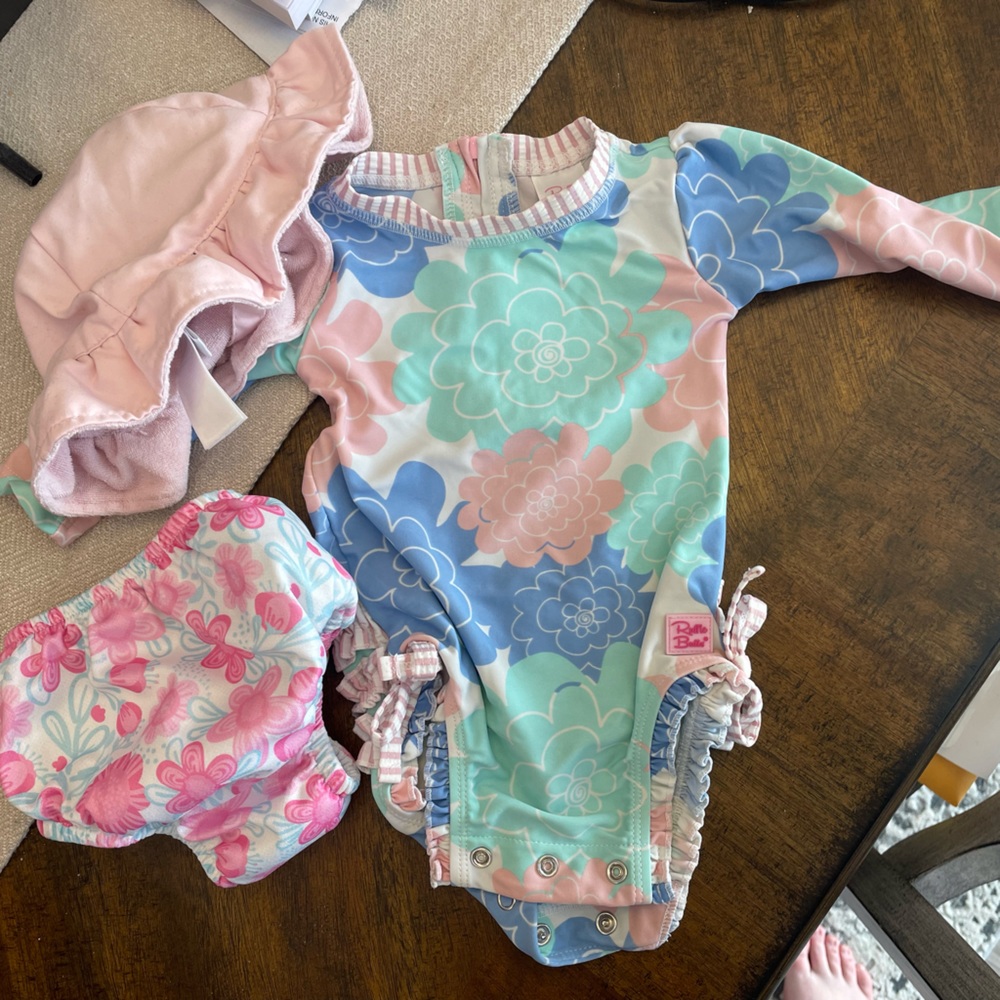 RUFFLE BUTTS BUNDLE